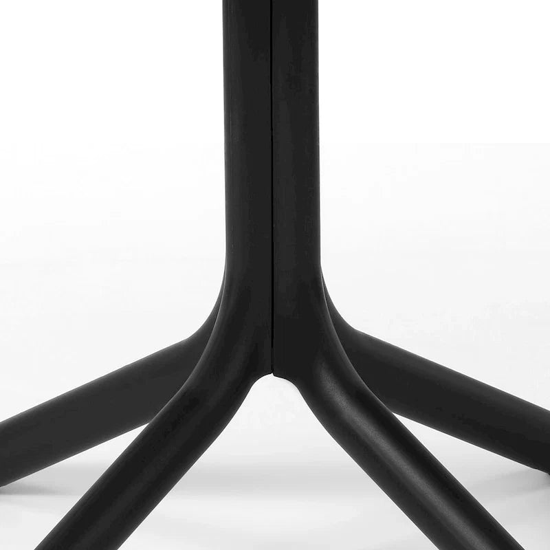 Frond and Form 31.5 Outdoor Round Dining Table