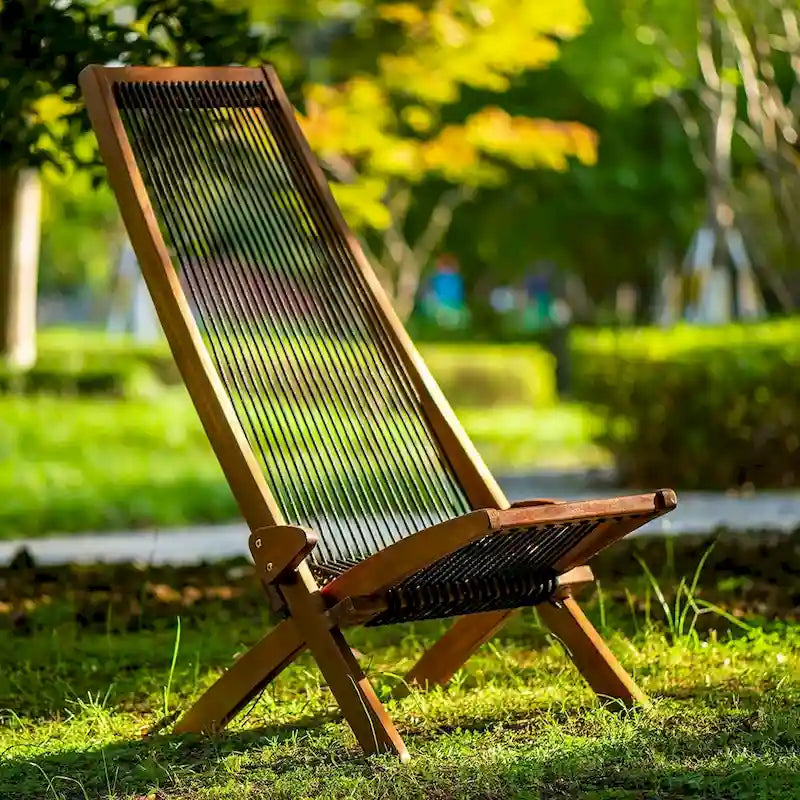 Folding Roping Solid Wood Outdoor Chair, Modern Low Profile Lounge Chair for Patio, Backyard, Deck, Porch, Poolside Garden, Lawn